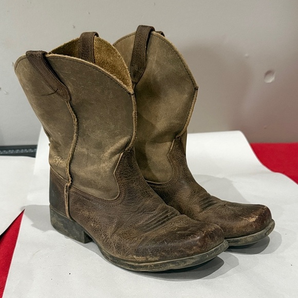 ariat Other - Ariat Kids Brown and Tan Boots